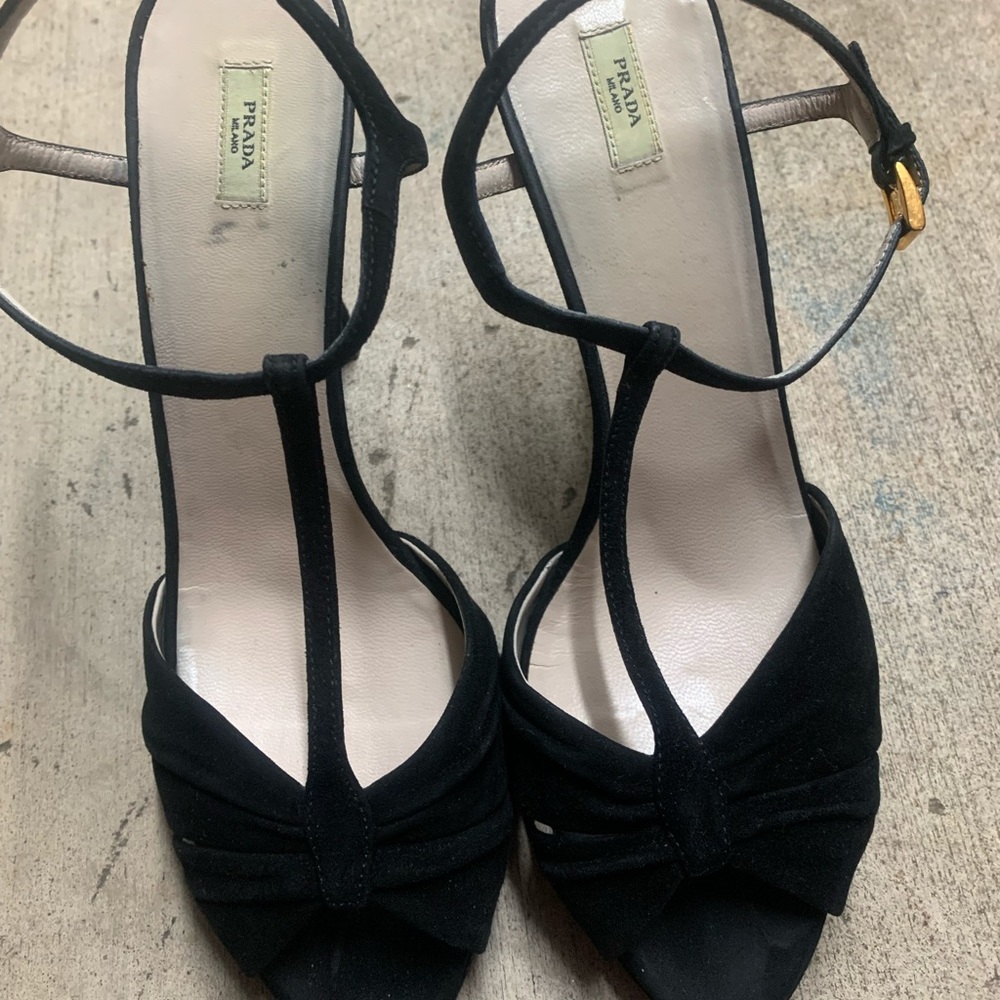 Prada black suede heels - Picture 4 of 4